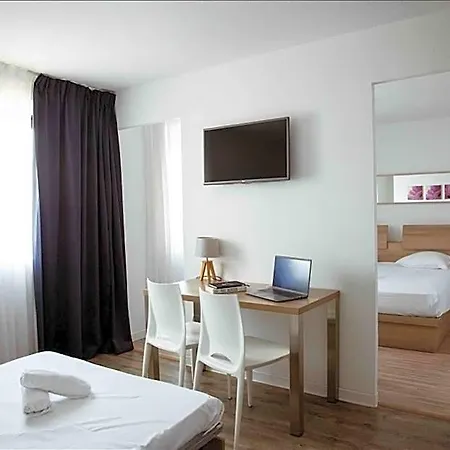 Teneo Bordeaux Aeroport Ξενοδοχείο 2*